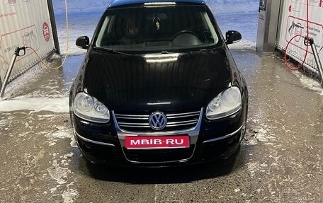 Volkswagen Jetta VI, 2010 год, 620 000 рублей, 1 фотография