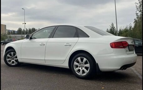 Audi A4, 2010 год, 1 050 000 рублей, 5 фотография