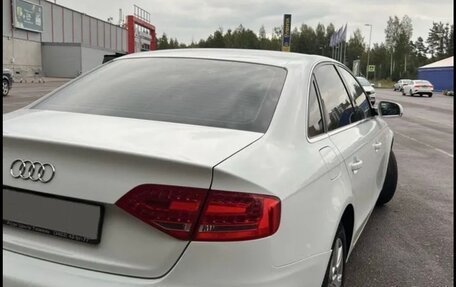 Audi A4, 2010 год, 1 050 000 рублей, 6 фотография