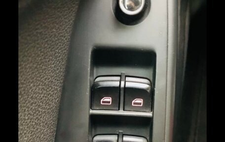 Audi A4, 2010 год, 1 050 000 рублей, 17 фотография