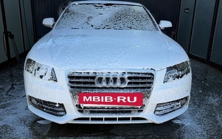 Audi A4, 2010 год, 1 050 000 рублей, 19 фотография