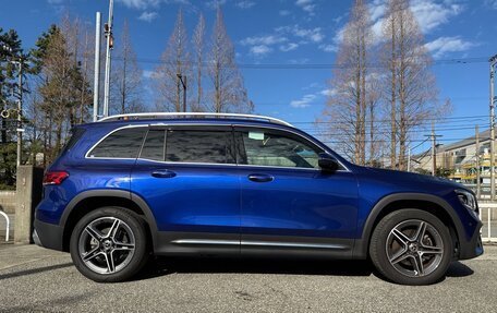 Mercedes-Benz GLB, 2022 год, 2 220 000 рублей, 2 фотография