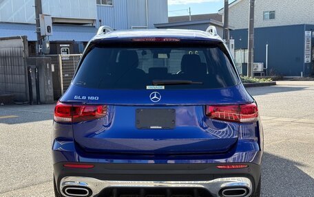 Mercedes-Benz GLB, 2022 год, 2 220 000 рублей, 4 фотография