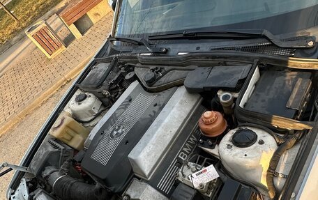 BMW 5 серия, 1991 год, 999 999 рублей, 10 фотография