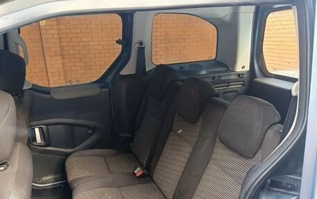 Peugeot Partner II рестайлинг 2, 2012 год, 625 000 рублей, 9 фотография