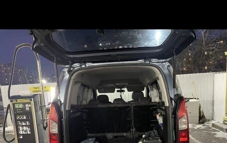 Peugeot Partner II рестайлинг 2, 2012 год, 625 000 рублей, 11 фотография