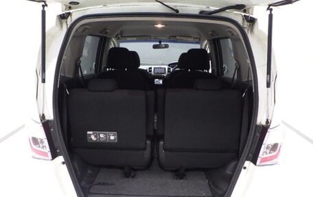 Honda Freed I, 2012 год, 1 200 000 рублей, 4 фотография