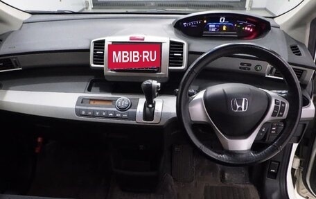 Honda Freed I, 2012 год, 1 200 000 рублей, 8 фотография