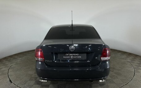 Volkswagen Polo VI (EU Market), 2011 год, 670 000 рублей, 3 фотография