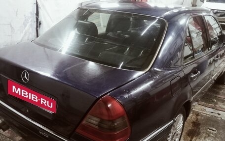 Mercedes-Benz C-Класс, 1997 год, 250 000 рублей, 4 фотография