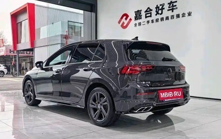 Volkswagen Golf VIII, 2023 год, 1 850 000 рублей, 6 фотография