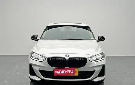 BMW 1 серия, 2023 год, 1 970 000 рублей, 3 фотография