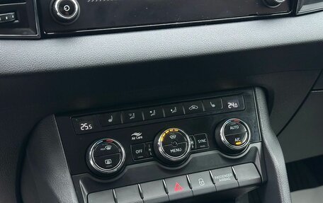 Skoda Karoq I, 2021 год, 2 729 000 рублей, 24 фотография