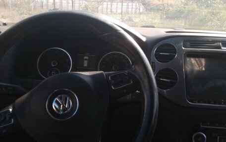 Volkswagen Tiguan I, 2012 год, 1 600 000 рублей, 2 фотография