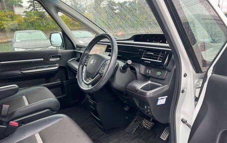 Honda Stepwgn IV, 2021 год, 1 950 000 рублей, 11 фотография