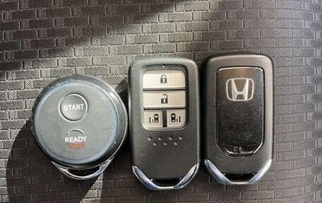 Honda Stepwgn IV, 2021 год, 1 950 000 рублей, 19 фотография