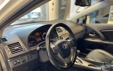 Toyota Avensis III рестайлинг, 2011 год, 915 000 рублей, 11 фотография