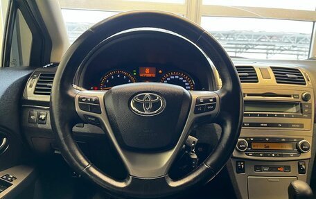 Toyota Avensis III рестайлинг, 2011 год, 915 000 рублей, 10 фотография