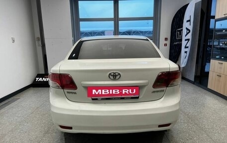 Toyota Avensis III рестайлинг, 2011 год, 915 000 рублей, 5 фотография