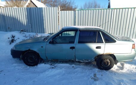 Daewoo Nexia I рестайлинг, 2008 год, 100 000 рублей, 2 фотография