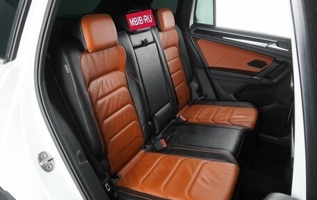 Volkswagen Tiguan II, 2018 год, 2 987 000 рублей, 7 фотография