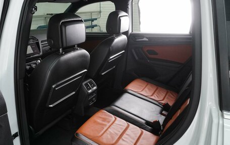 Volkswagen Tiguan II, 2018 год, 2 987 000 рублей, 11 фотография