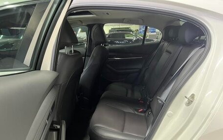 Mazda 3, 2022 год, 1 385 000 рублей, 8 фотография