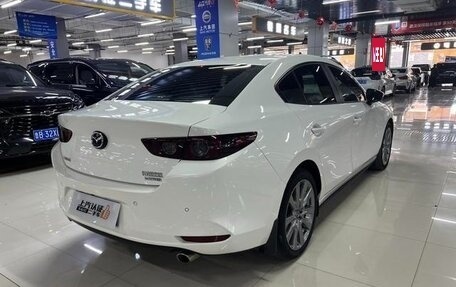 Mazda 3, 2022 год, 1 385 000 рублей, 4 фотография