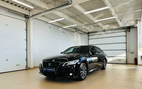 Toyota Crown, 2020 год, 3 199 900 рублей, 2 фотография