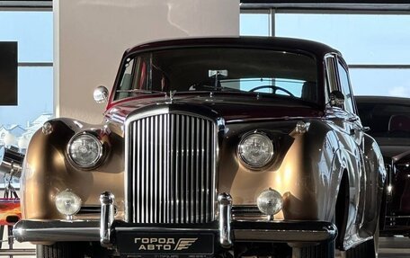 Bentley S III, 1961 год, 45 000 000 рублей, 1 фотография