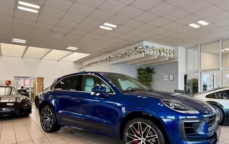 Porsche Macan I рестайлинг, 2023 год, 10 800 500 рублей, 2 фотография