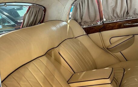 Bentley S III, 1961 год, 45 000 000 рублей, 7 фотография