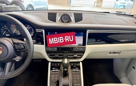 Porsche Macan I рестайлинг, 2023 год, 10 800 500 рублей, 17 фотография