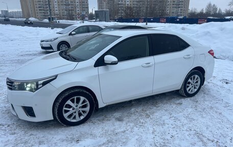 Toyota Corolla, 2013 год, 1 290 000 рублей, 3 фотография