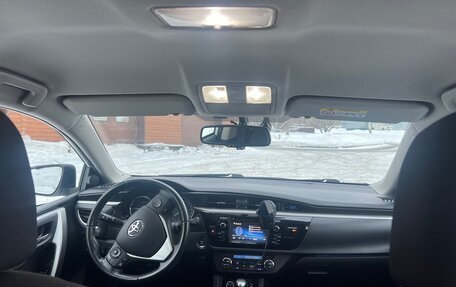 Toyota Corolla, 2013 год, 1 290 000 рублей, 5 фотография
