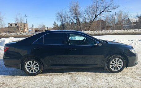 Toyota Camry, 2017 год, 1 850 000 рублей, 2 фотография