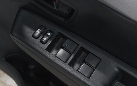 Toyota Vitz, 2011 год, 659 000 рублей, 22 фотография