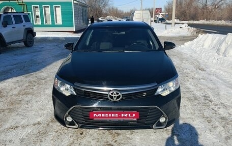 Toyota Camry, 2017 год, 1 850 000 рублей, 5 фотография