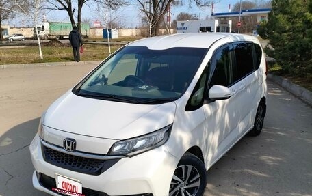 Honda Freed II, 2020 год, 1 850 000 рублей, 12 фотография