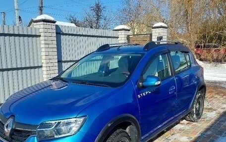 Renault Sandero II рестайлинг, 2018 год, 1 000 000 рублей, 3 фотография