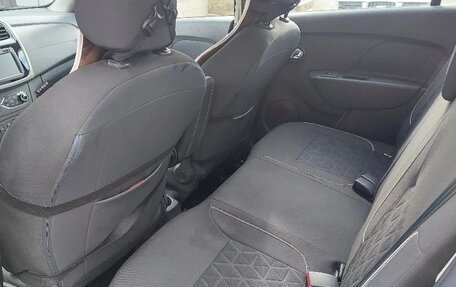 Renault Sandero II рестайлинг, 2018 год, 1 000 000 рублей, 8 фотография