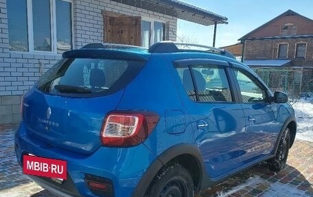 Renault Sandero II рестайлинг, 2018 год, 1 000 000 рублей, 5 фотография