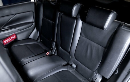 Mitsubishi Outlander III рестайлинг 3, 2012 год, 1 250 000 рублей, 24 фотография