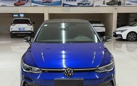 Volkswagen Golf VIII, 2022 год, 1 776 000 рублей, 2 фотография