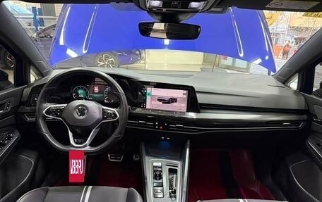 Volkswagen Golf VIII, 2022 год, 1 776 000 рублей, 13 фотография