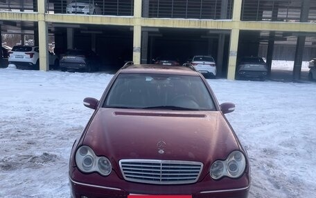 Mercedes-Benz C-Класс, 2001 год, 550 000 рублей, 1 фотография