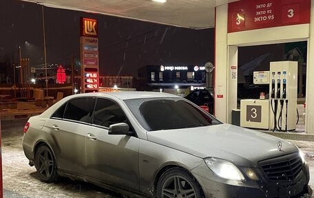 Mercedes-Benz E-Класс, 2011 год, 1 500 000 рублей, 5 фотография