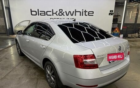 Skoda Octavia, 2018 год, 1 350 000 рублей, 3 фотография