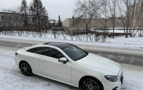Mercedes-Benz E-Класс, 2017 год, 4 000 000 рублей, 16 фотография