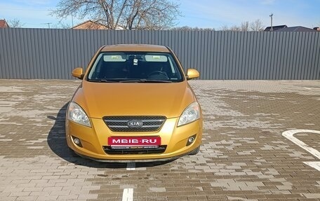 KIA cee'd I рестайлинг, 2009 год, 750 000 рублей, 2 фотография